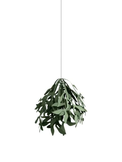 simple and elegant Christmas decoration - mistletoe paper ornament